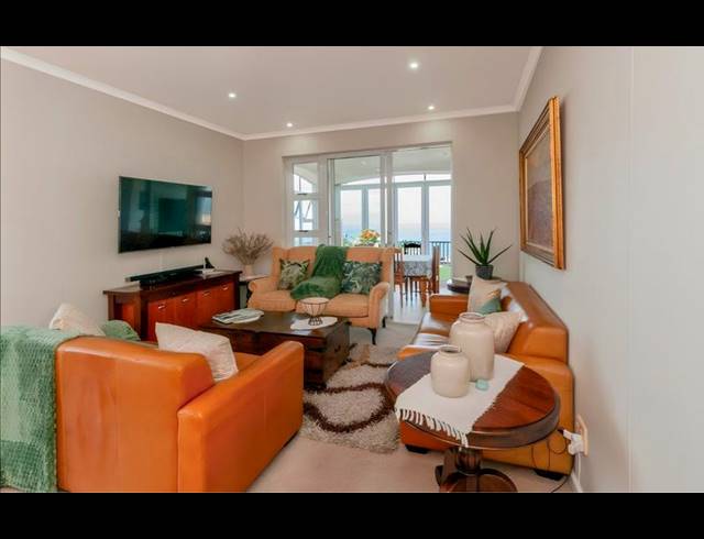 3 BEDROOM TOWNHOUSE FOR SALE IN PINNACLE POINT GOLF ESTATE